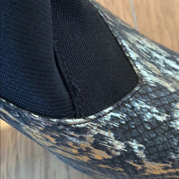 💕HP💕Donald J. Pliner stassi heeled bootie - Picture 10 of 15